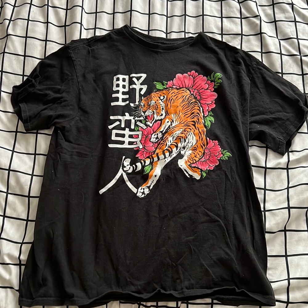 t shirt
